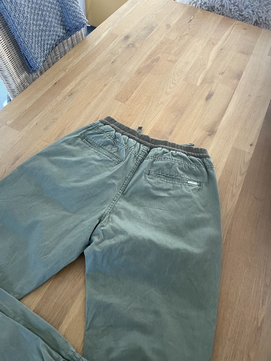 Pull&Bear Pantaloni: Hose Pull&Bear grün mit Reissverschlüssen Grösse S – Usato da Dübendorf venduto da jlu_r7hz 5