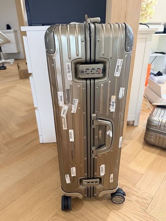 Valigie: Rimowa Koffer – Usato da Roggwil TG venduto da est_r5x7 3