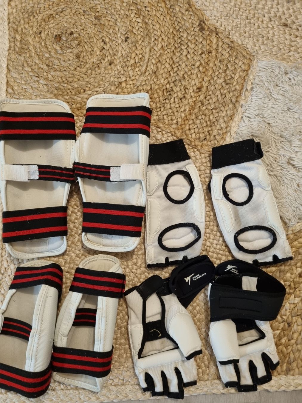 Protections: Equipement de Taekwondo, Marque Kwon – D'occasion à Riddes par pierre-a-facettes 1