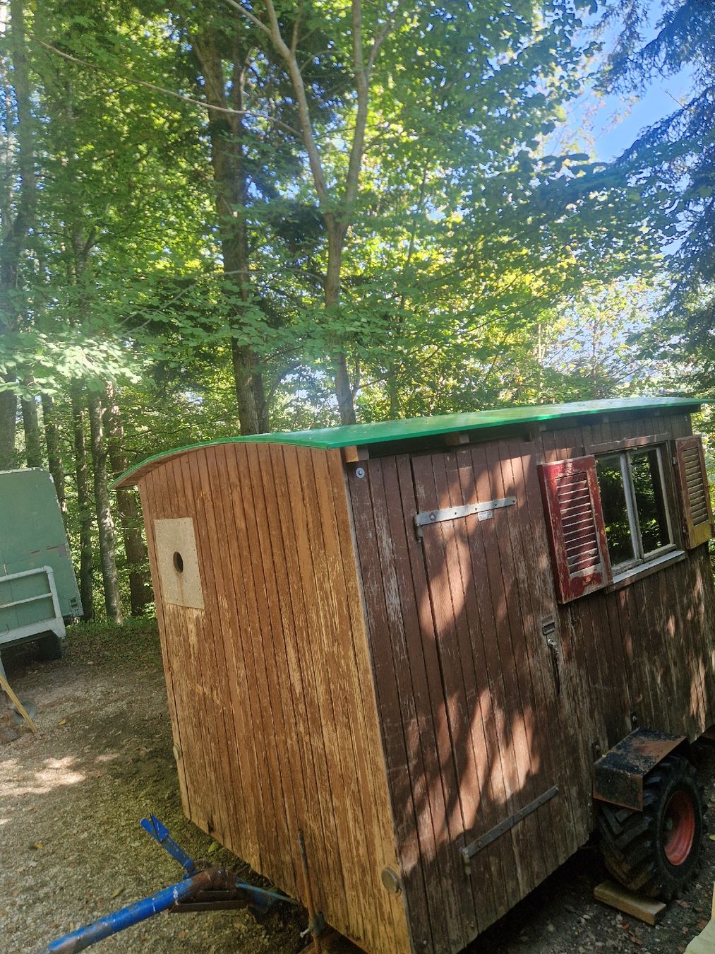 Anhänger: Bauwagen  – Gebraucht aus Sumiswald von ForstCounty 3