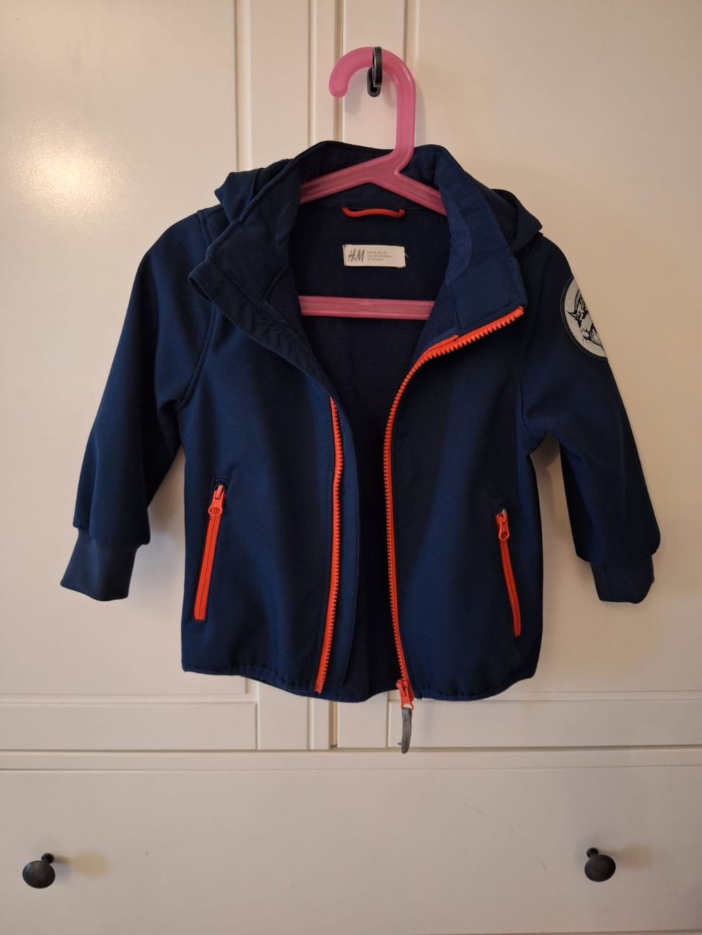 H&M Giacche & Cappotti: Softshell Jacke Kinder H&M Gr. 98 – Usato da Bülach venduto da dan_7scp 2