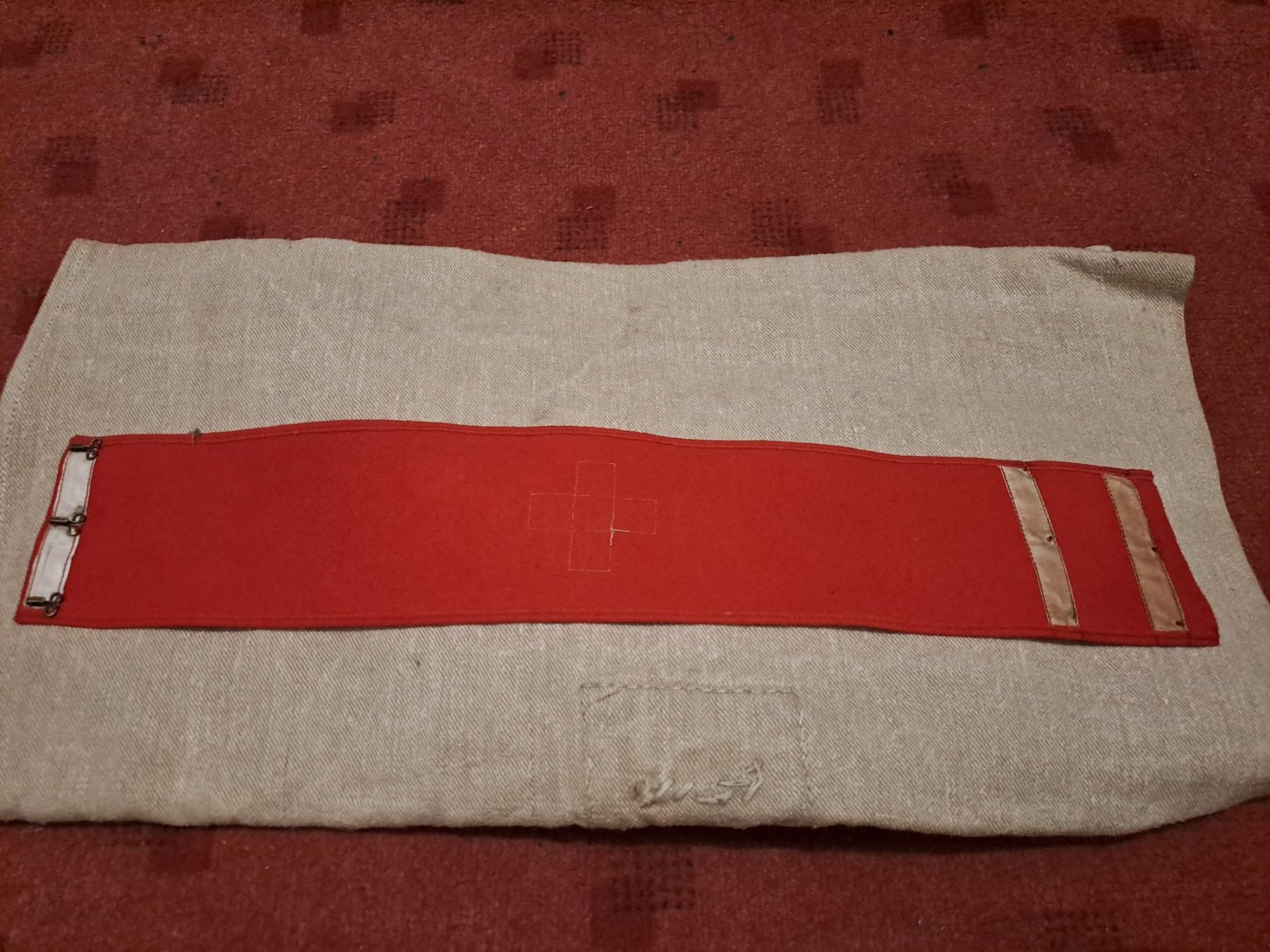 Armée suisse Uniformes: Militär Armbinde 2.Weltkrieg, HD, Neuwertig – D'occasion à St.Gallen par Infanteriewerk 1