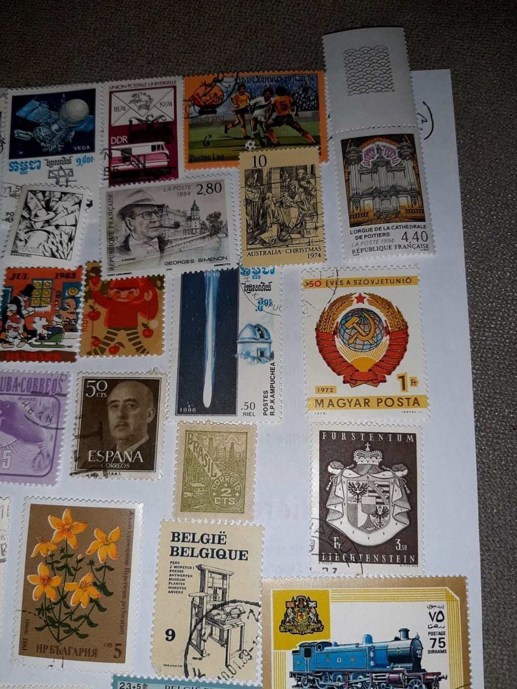 Tutti i francobolli: 46 timbres divers pays – Usato da Le locle venduto da juliensaran 2