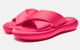 ZARA 40-40,5 /3cm Neu /NP80CHF Scharlachrote Seide