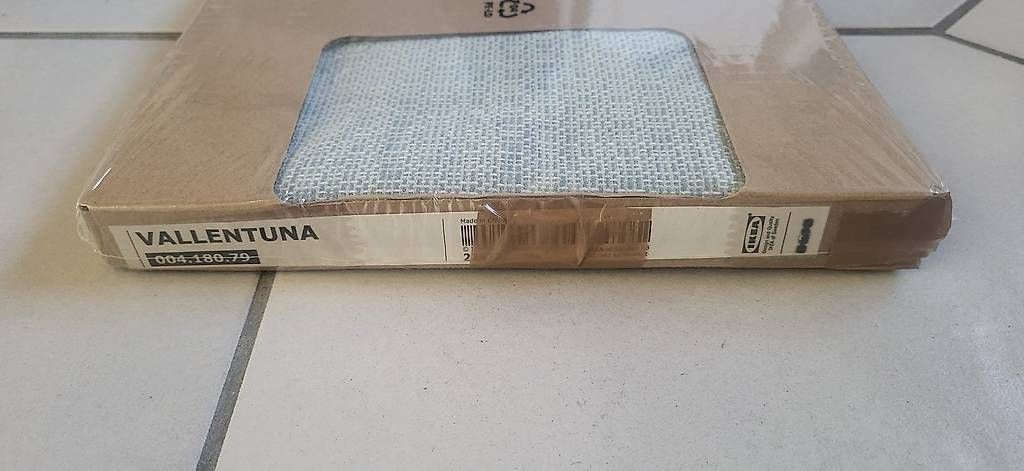 Ikea Cuscini: IKEA Vallentuna Bezug Rücken- / Sofakissen – Nuovo e nell'imballaggio originale da Arisdorf venduto da RS_Center
