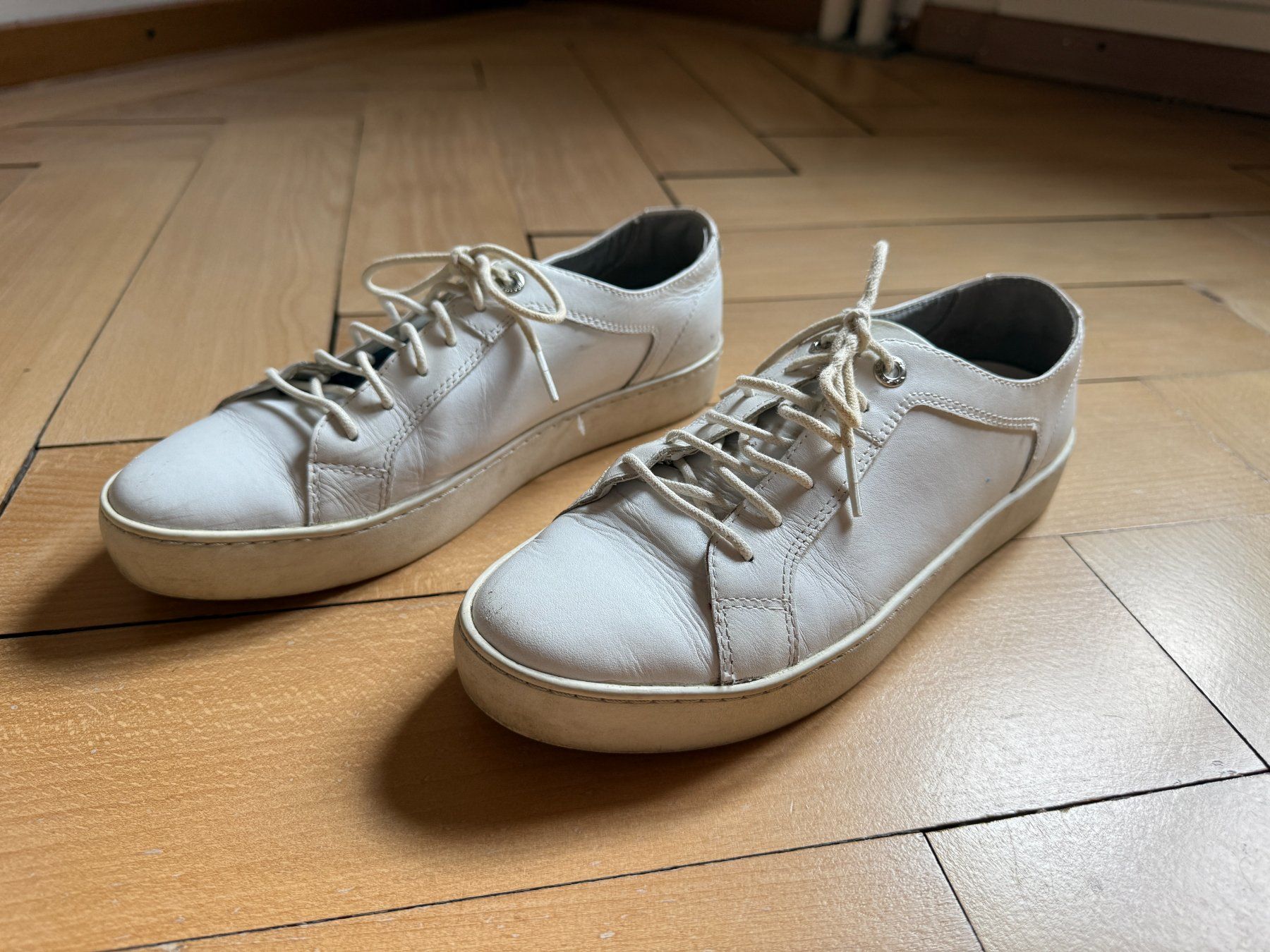 Vagabond Damenschuhe: VAGABOND - Leder Sneaker weiss 39 – Gebraucht aus Zürich von Diazaio 1