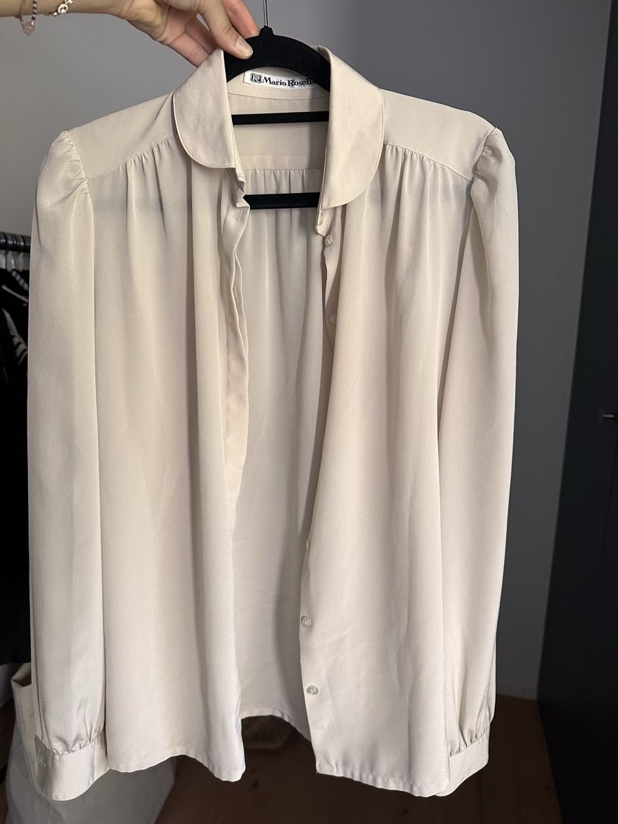 Blusen: Bluse Maria Bonelli beige Langarm Grösse M – Gebraucht aus St. Gallen von Roya24