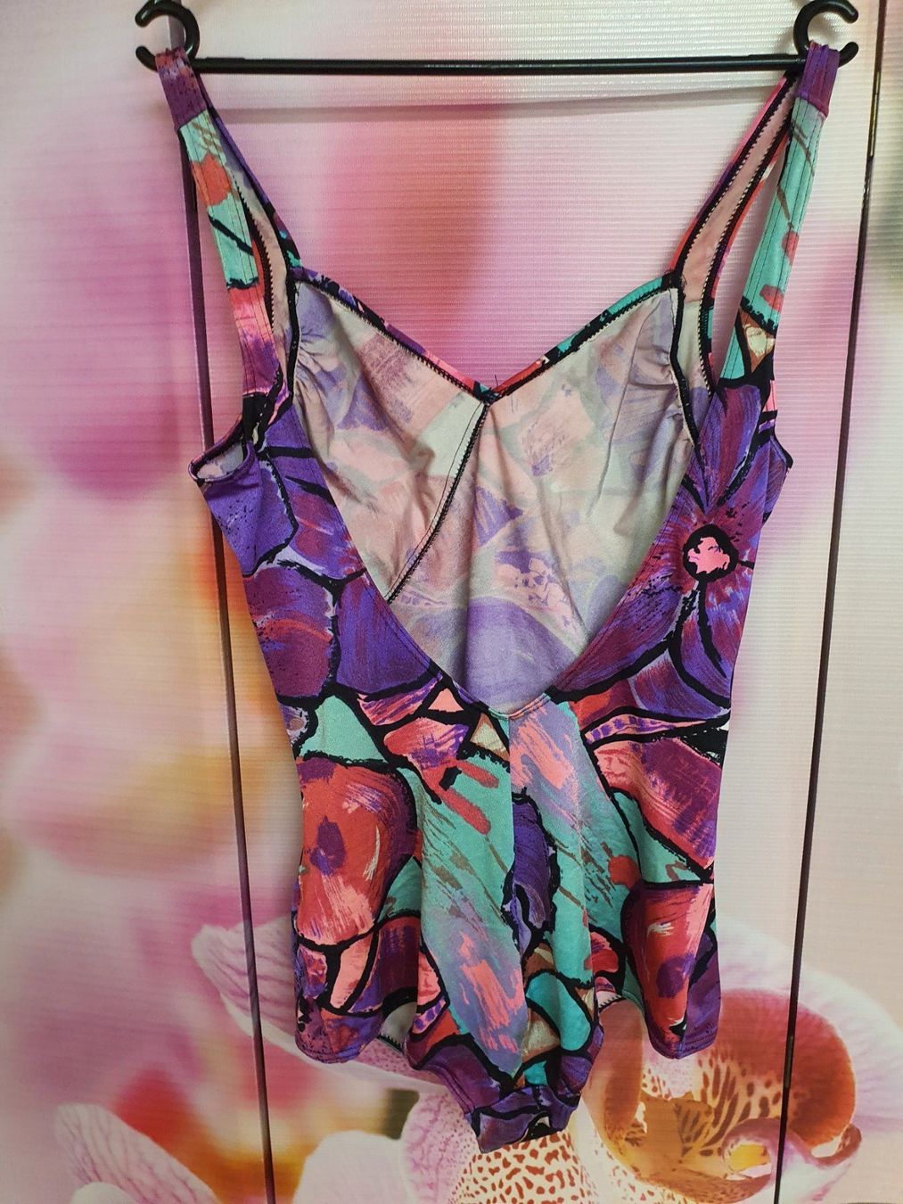 Badekleider & Bikinis: Damenbadeanzug Schönes Muster Gr. M/L – Gebraucht aus Vaduz von pilot1001 1