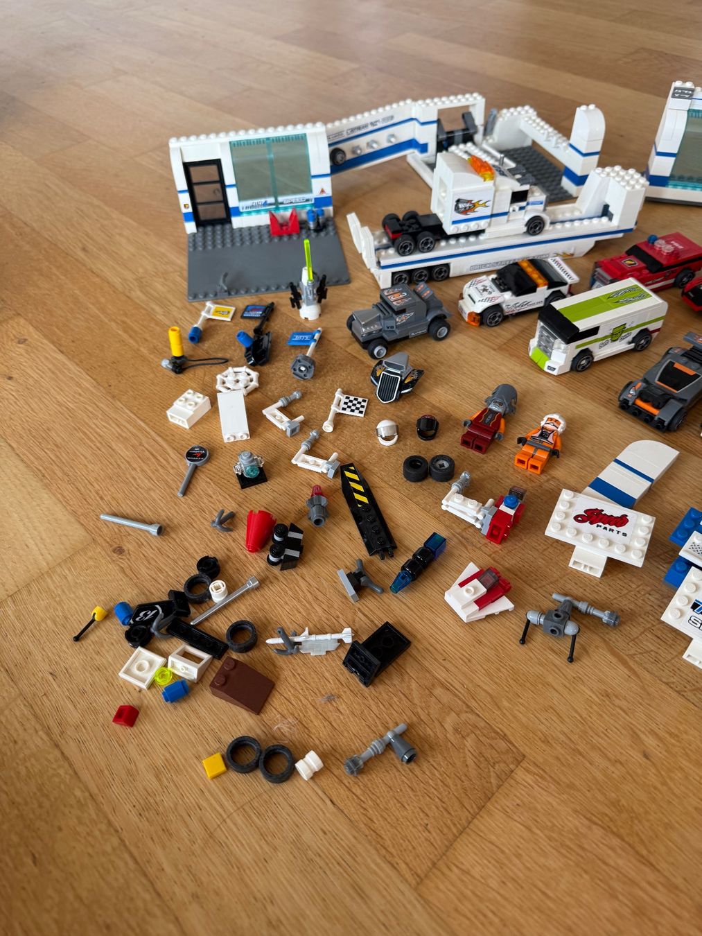 Lego Jeux de construction: Lego Rennbahn mit Autos – D'occasion à Fahrni b. Thun par Bergers_occasionen 5
