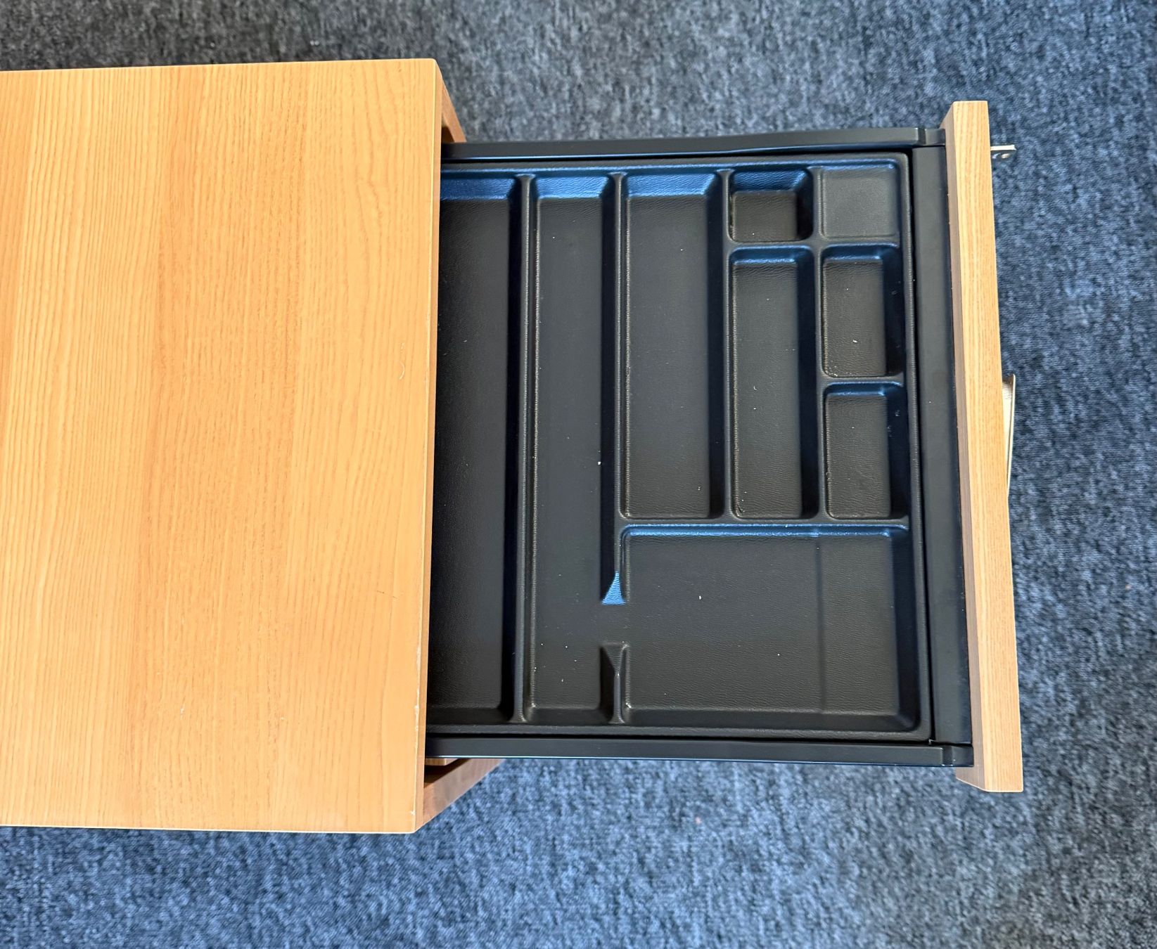 Eléments de bureau: Büro\-Rollcontainer in Buche – Neuf (Voir description) à Schmerikon par byt_r5l9 1