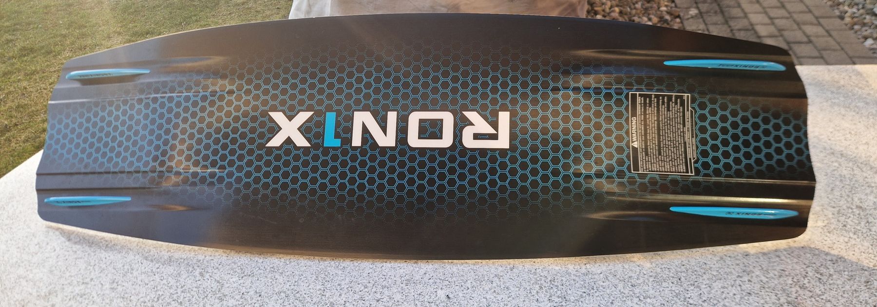 Ronix Tavole da surf e di nuoto: Ronix Wakeboard One 142cm – Nuovo (secondo la descrizione) da Kleinandelfingen venduto da jessi2209