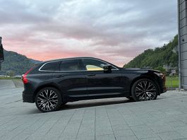 VOLVO XC60 ab Service / 8-Fach Aluräder mit neuem Reifensatz