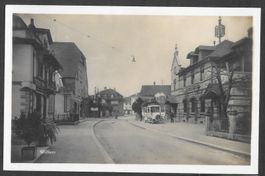 Willisau mit Postbureau und Postauto