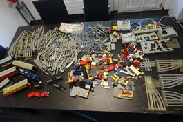 Riesen-Lot Lego-Eisenbahn-Zubehör