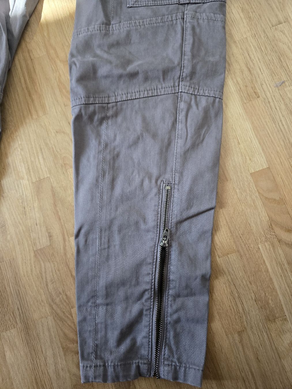 Woolrich Hosen: Pantalons cargo Woolrich gris taille 29  – Gebraucht aus Mont-sur-Lausanne von Didinho 1