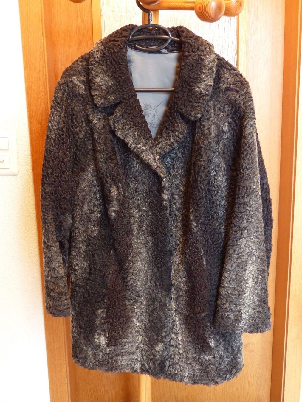 Jacken: Persianer Jacke Gr. 42/44 – Gebraucht aus Ostermundigen von Phoenix64