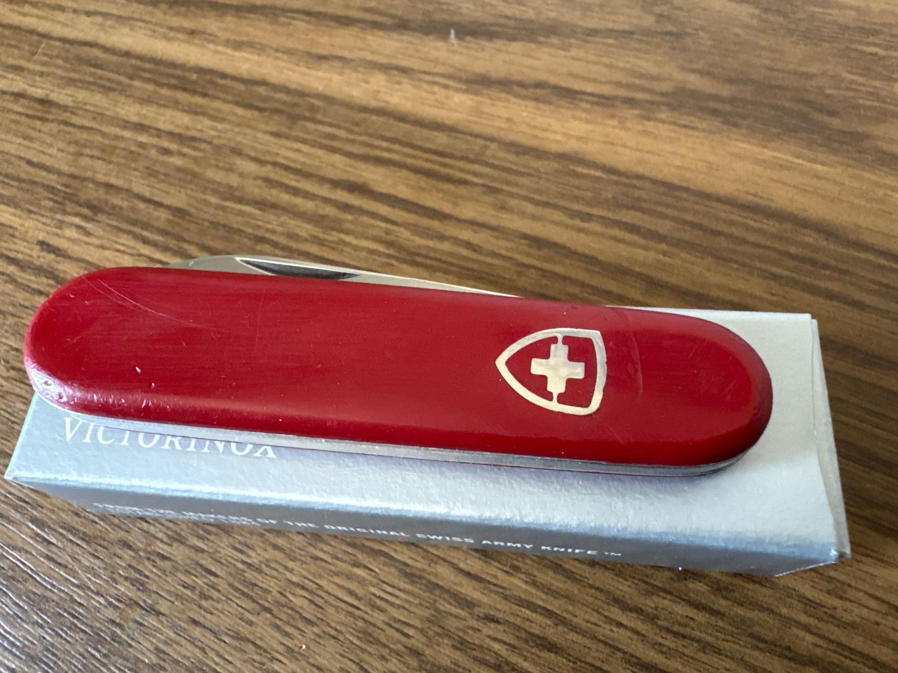 Victorinox Coltelli tascabile: VICTORINOX - ELINOX - Sackmesser – Usato da Andwil SG venduto da Rainboli 8