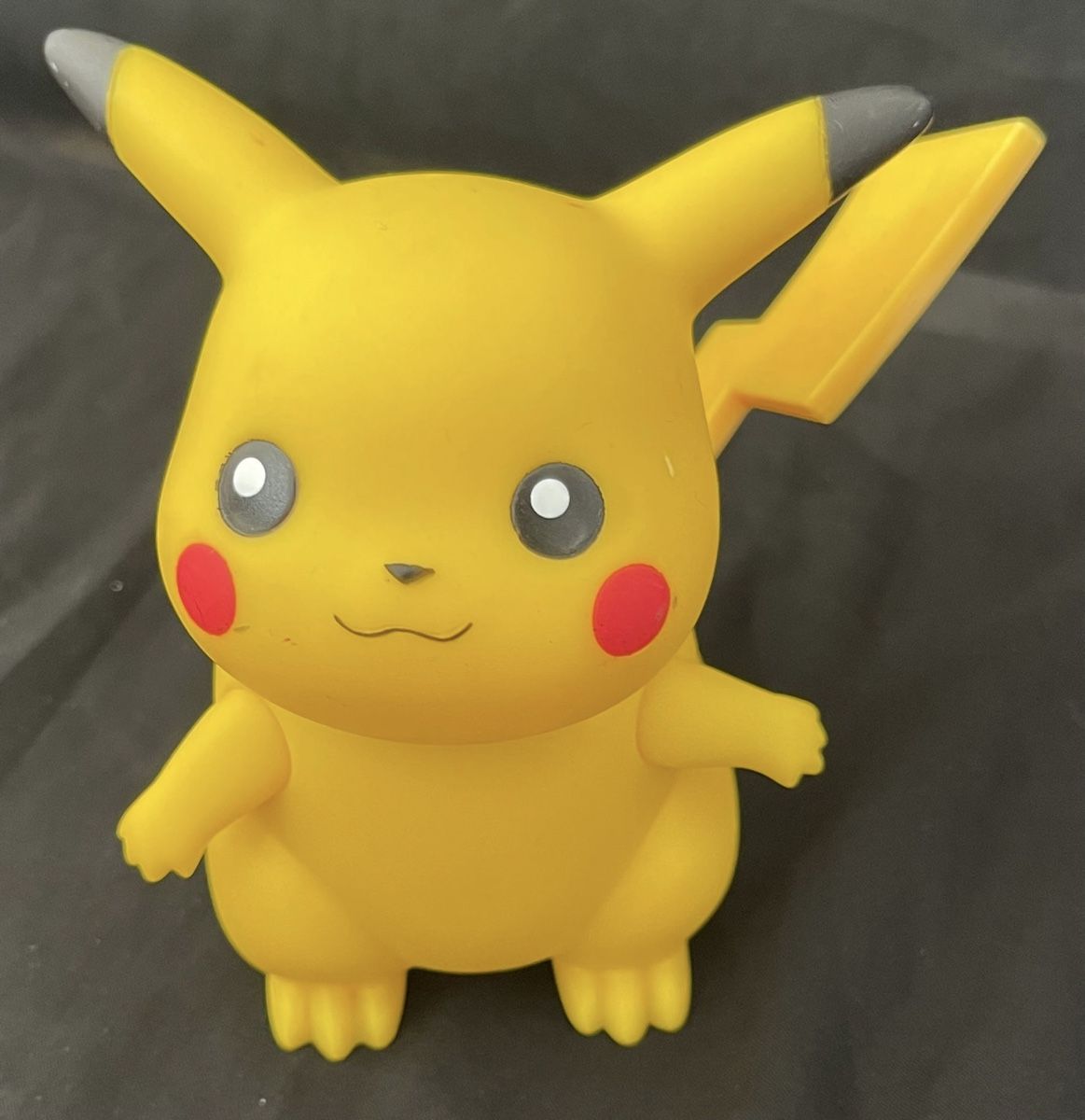 Pokémon Statuette: Pokemon Pikachu Vintagefigur Tomy 1998 – Usato da Opfikon venduto da Luis144 1