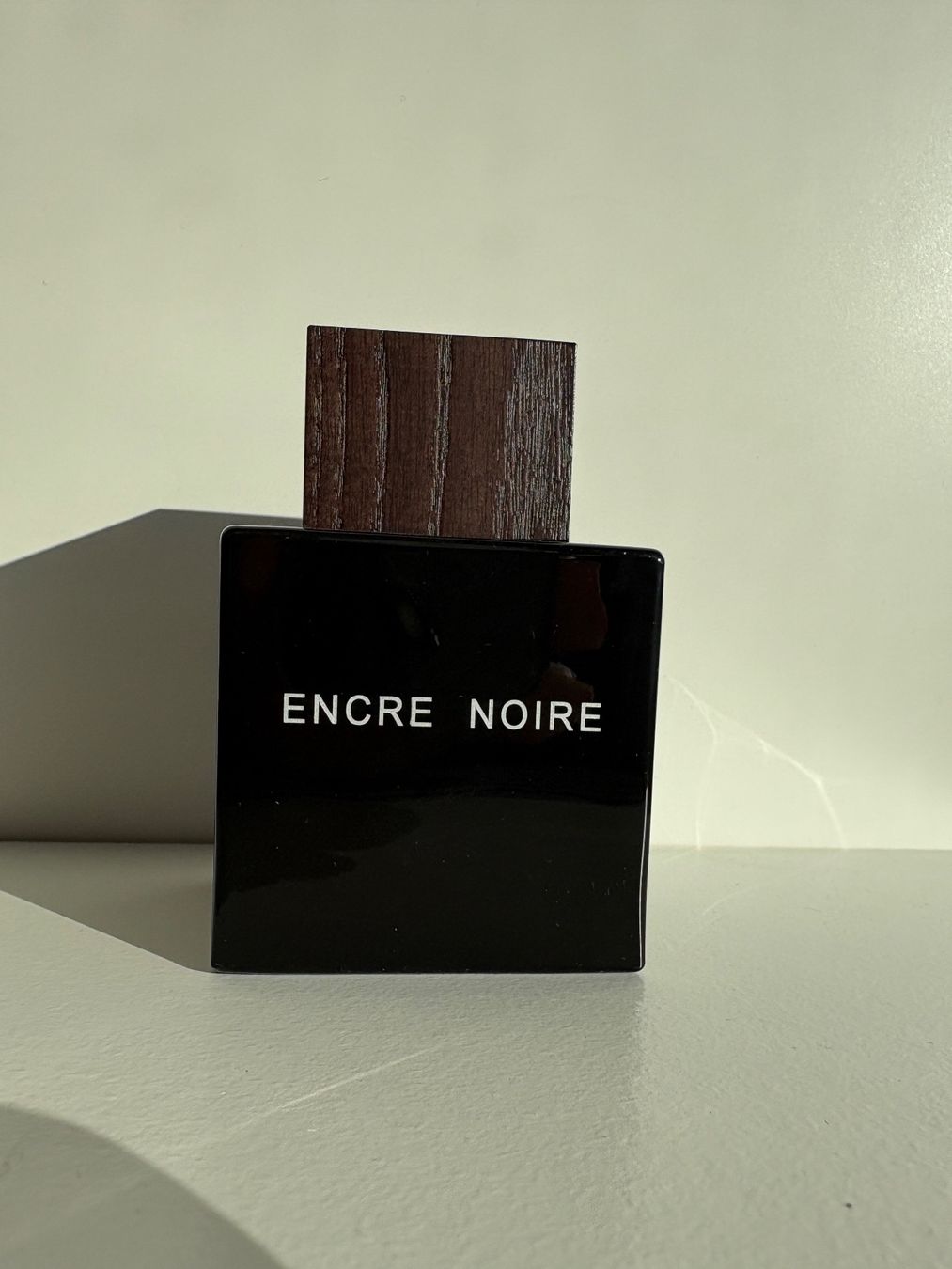 Lalique Profumi & Eau de Toilette: Lalique Encre Noire EDT 100ml – Usato da Kreuzlingen venduto da ROMANR1