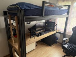 UNIKAT!!! Einzigartiges Hochbett mit Arbeitsplatz