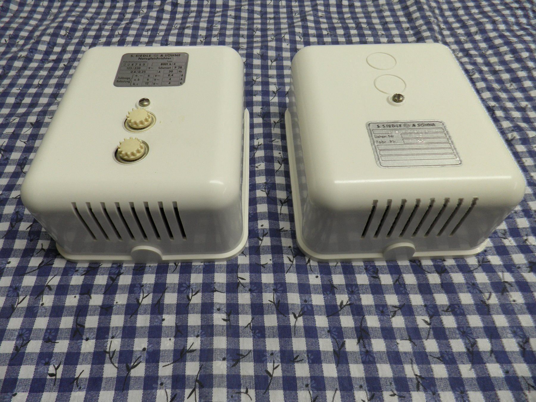 Elektronikbauteile: Netzgleichrichter/Verstärkergerät – Gebraucht aus Oftringen von shoptwotrade 3