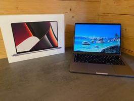 14" MacBook Pro M1 Pro, 2021, Spacegrau