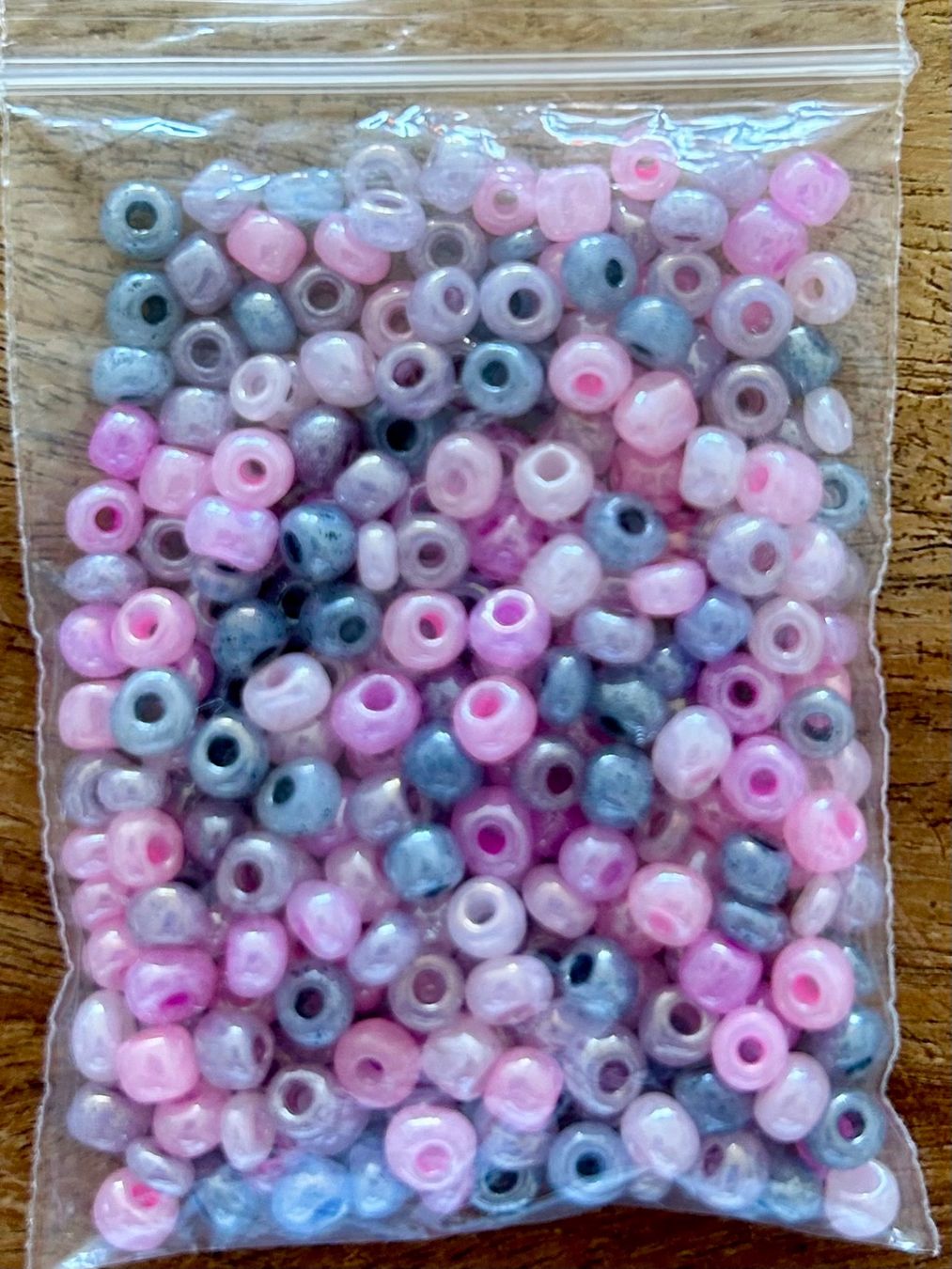 Perle (finte): Rocailles Perlen Mix 4mm, ca 20g – Nuovo e nell'imballaggio originale da Geneve venduto da vane267