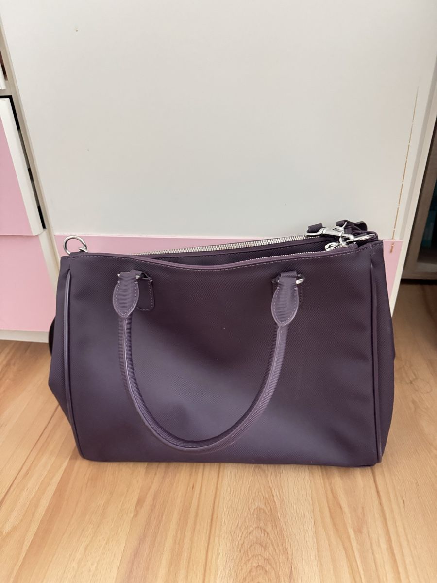 Borse da donna: Lacoste Handtasche violett – Usato da Bettlach venduto da valishop 3