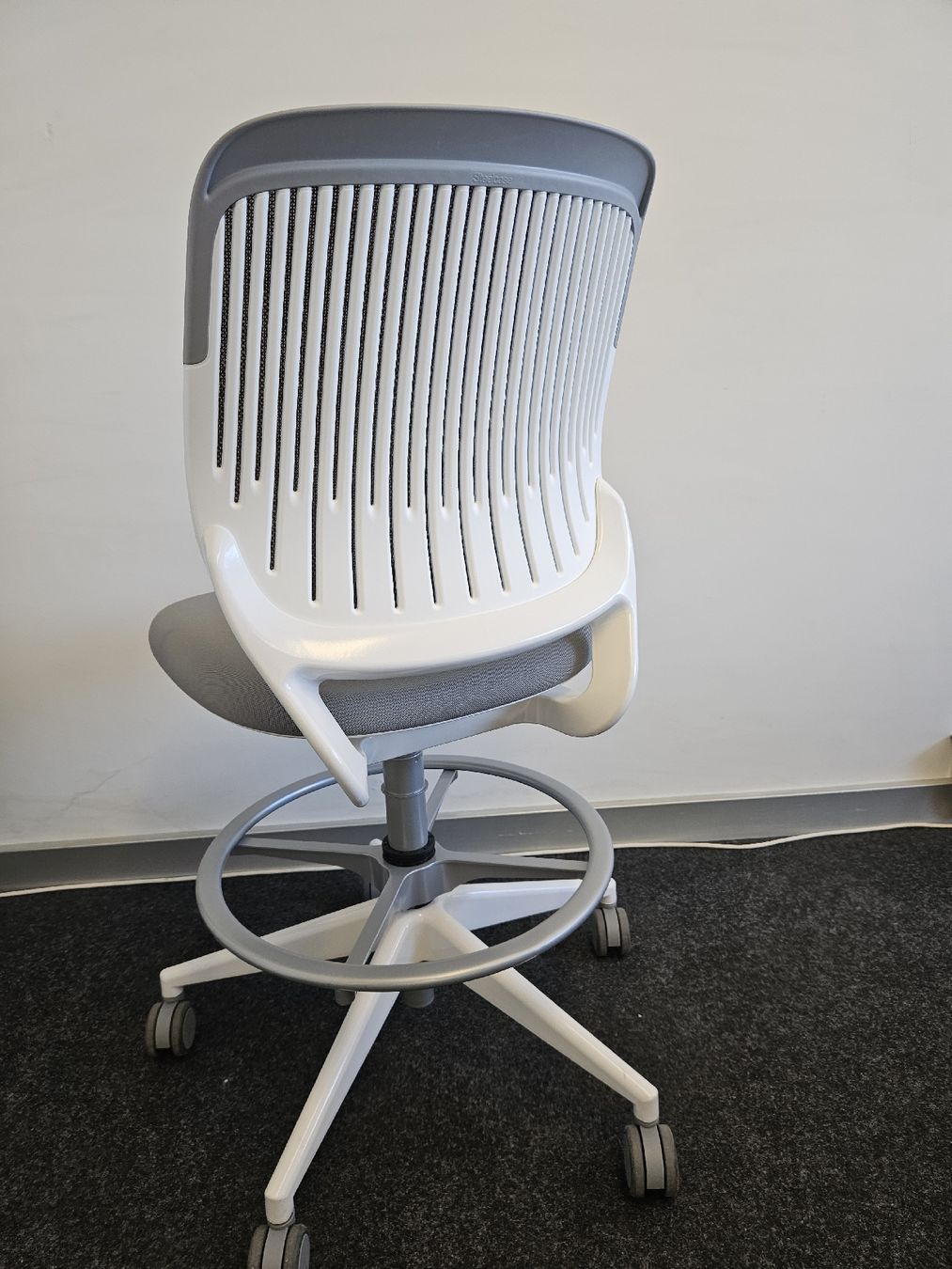 Steelcase Sedie: Konferenzstuhl Steelcase P483 Work 1 – Usato da Winterthur venduto da Dachs28 4