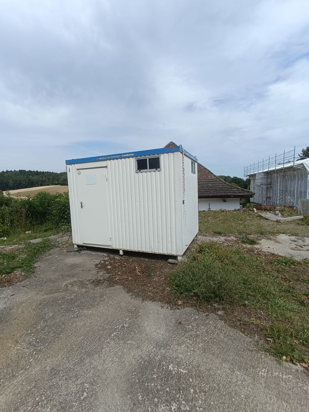 Contenitori edile: 7  Wohn/Sanitärcontainer gebraucht Preis 2700-3500chf – Usato da Stettfurt venduto da sz8_6dk5 4