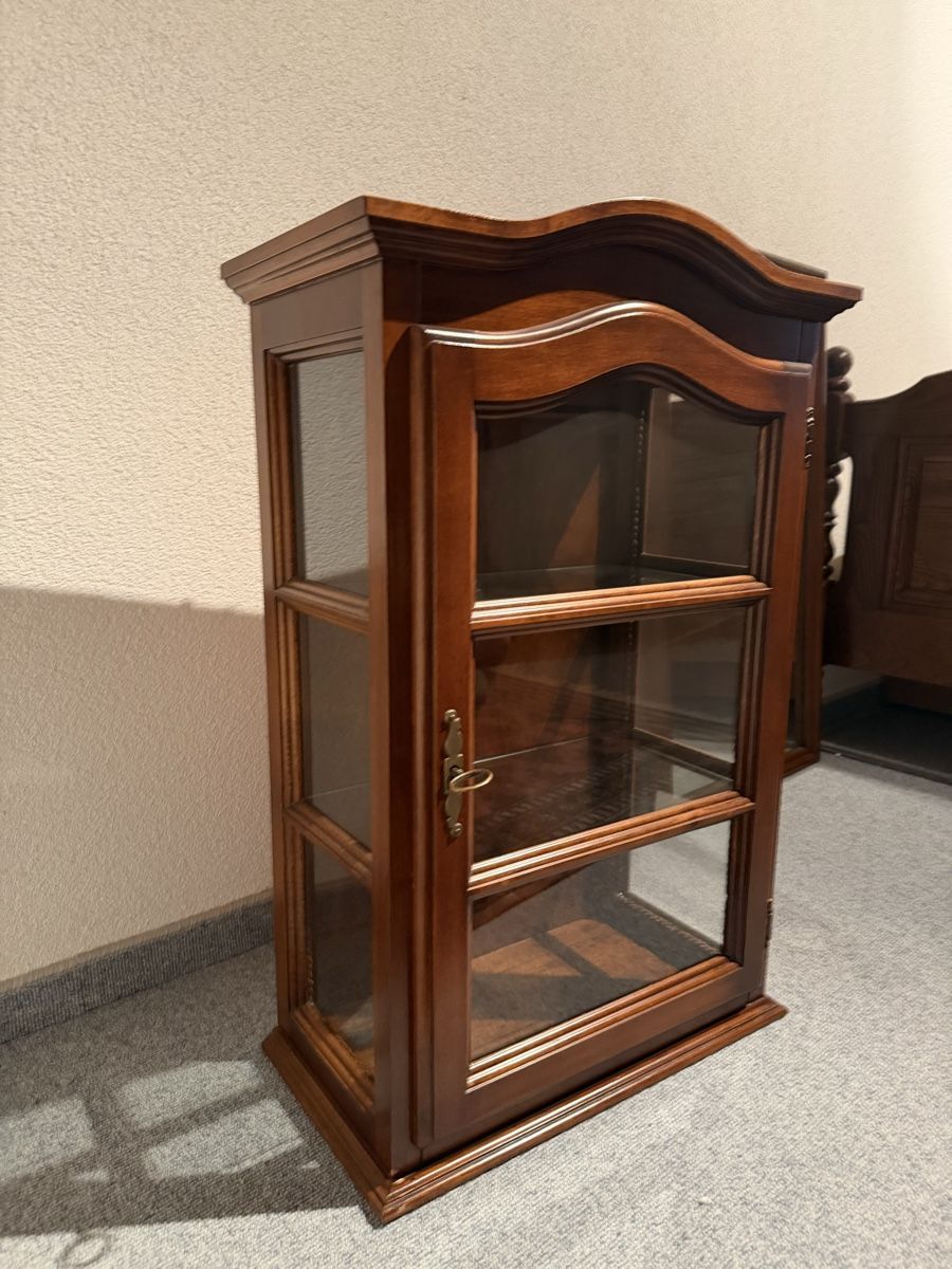 Vetrine: Schöne Holz-Glas-Vitrine ab 1.-CHF – Usato da Flawil venduto da Scro_ 1