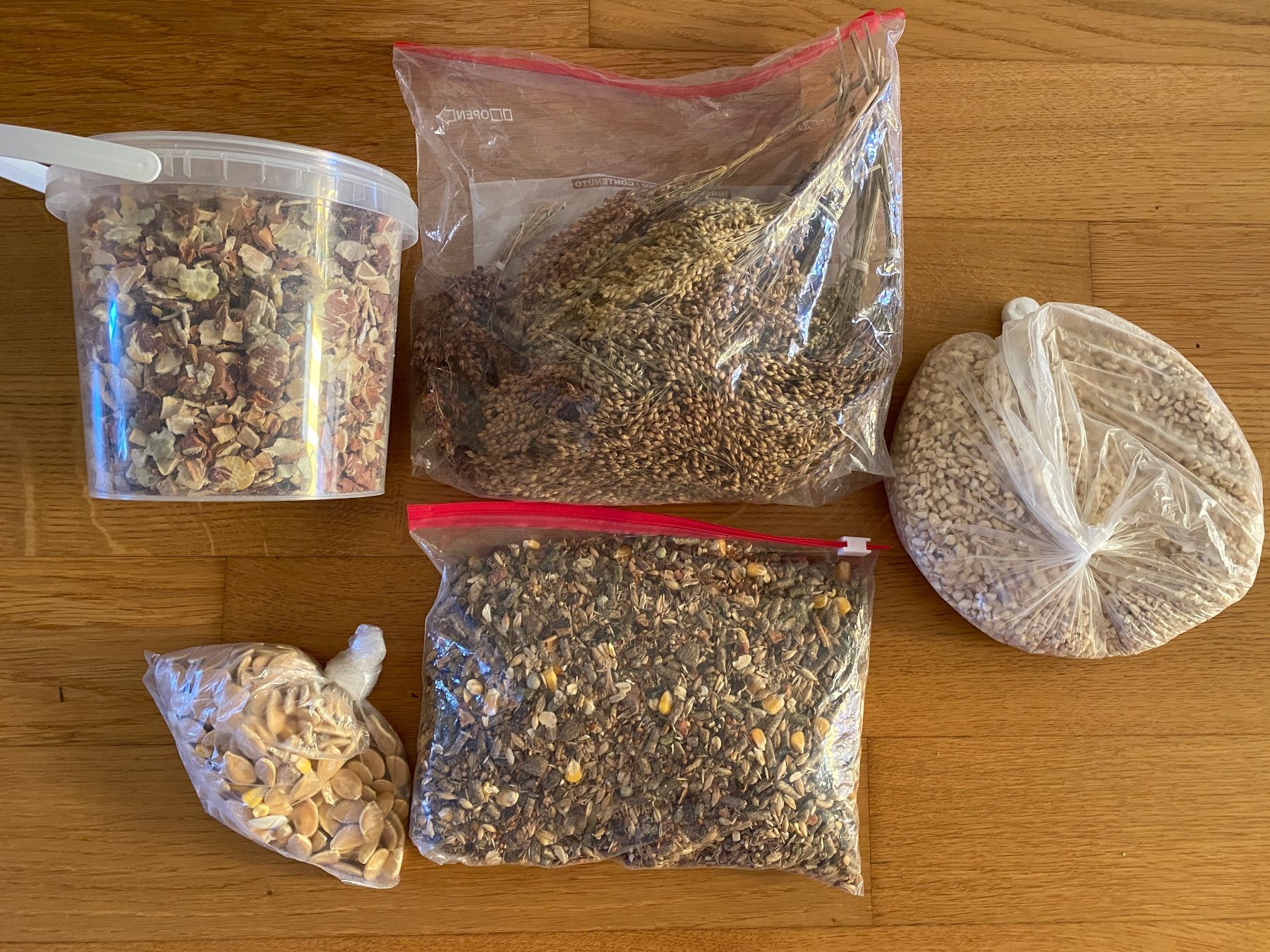 Mangimi: Set Hamsterfutter  / Nahrung für Goldhamster – Usato da Thalwil venduto da gb_ea2000