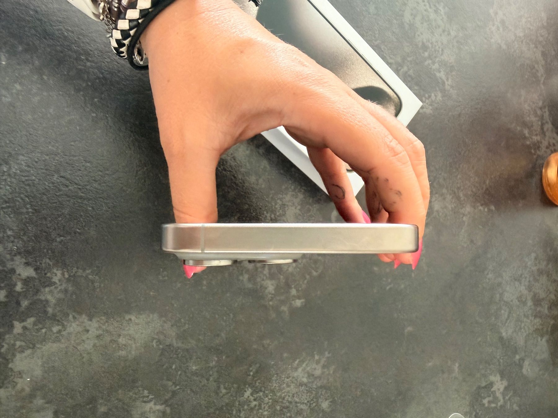 Apple Portables: Apple iPhone 15 Pro Max – D'occasion à Solothurn par jolly_vrs 6