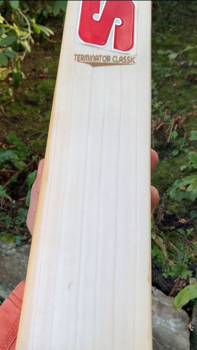 Articoli in legno: SF Terminator Classic Cricket bat SH – Nuovo e nell'imballaggio originale da Luzern venduto da ronymamuni 5