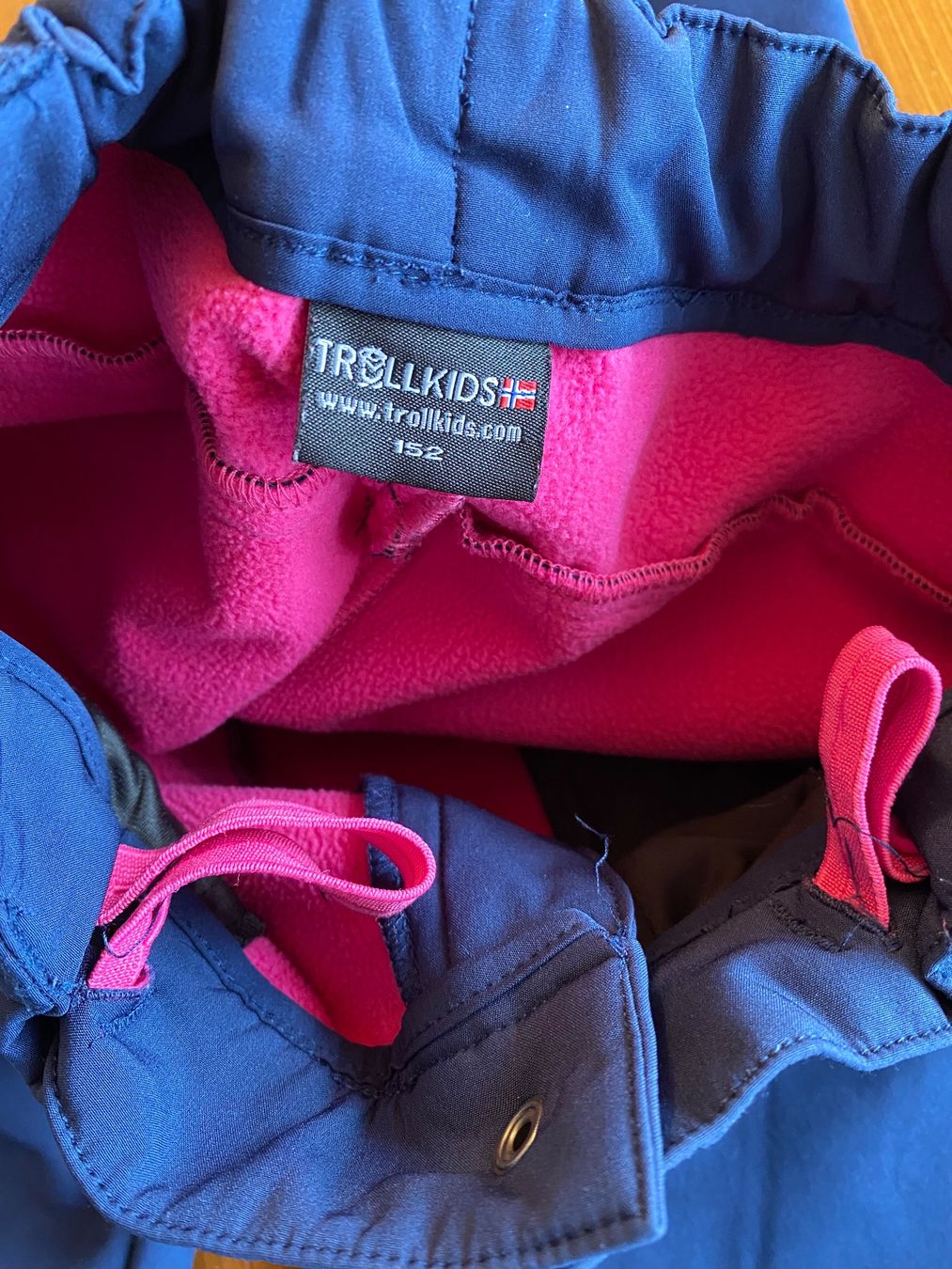 Trollkids Pantaloni: Trollkids Outdoor Softshellhose - Größe 152 – Usato da Urdorf venduto da Bets4 1