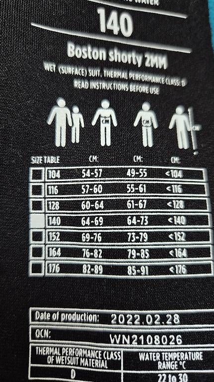 Costumes: JOBE Neopren taille 140  – D'occasion à Lausanne par ang_h5kp 2