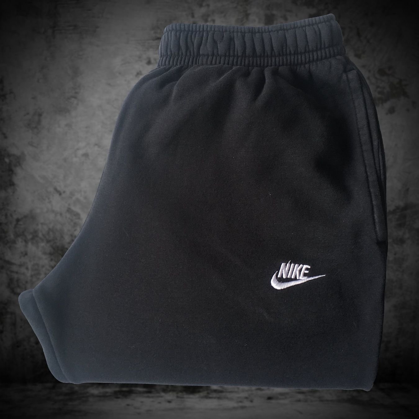 Nike Pantaloni: Jogging Nike Black Men M – Usato da Genève venduto da ang_7j7j 4