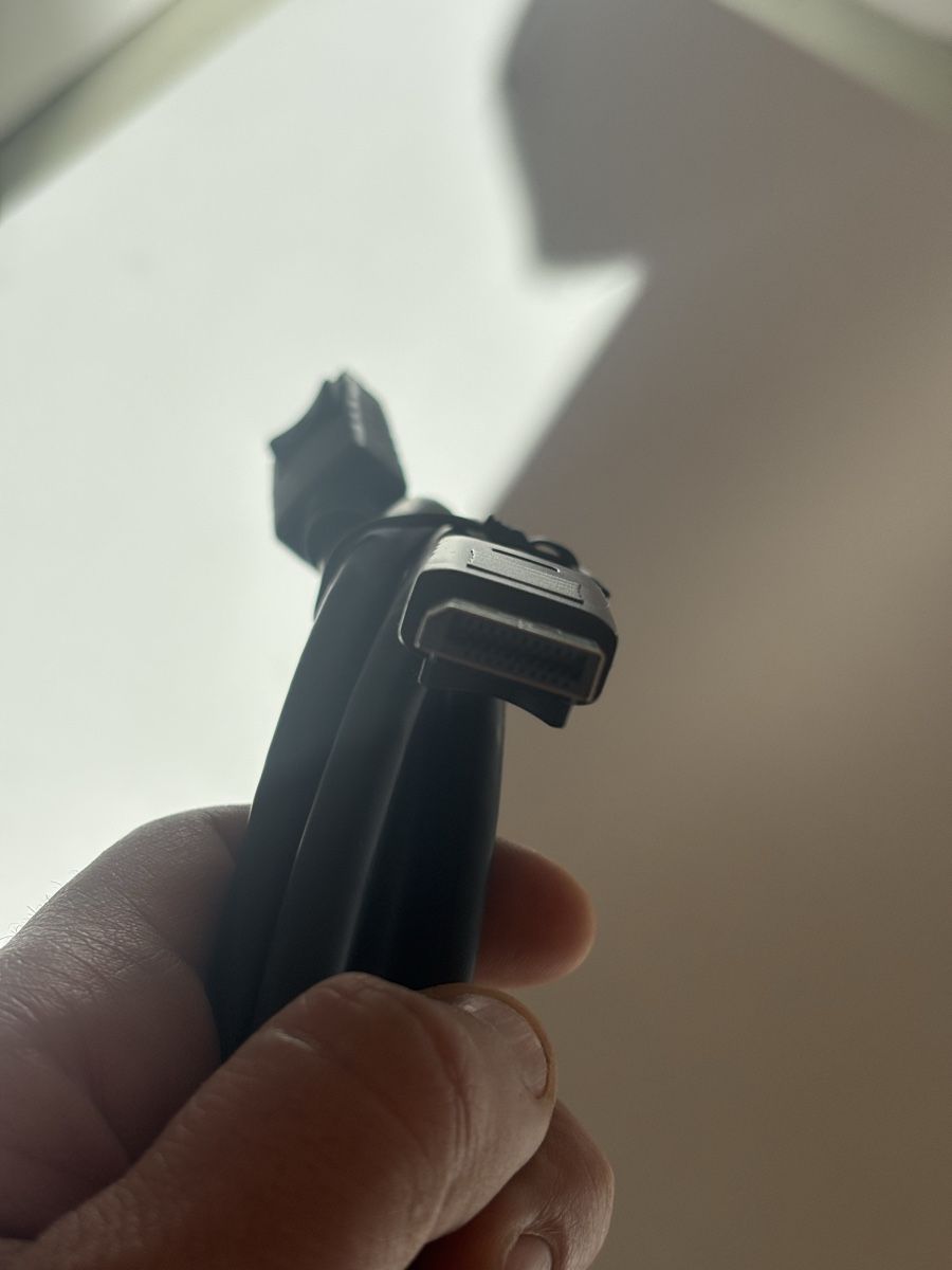 Kabel: Câble Displayport – Neu (gemäss Beschreibung) aus Lausanne von ali_eddine 1