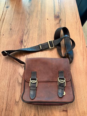 Sehr gut erhaltene Ledertasche Visconti
