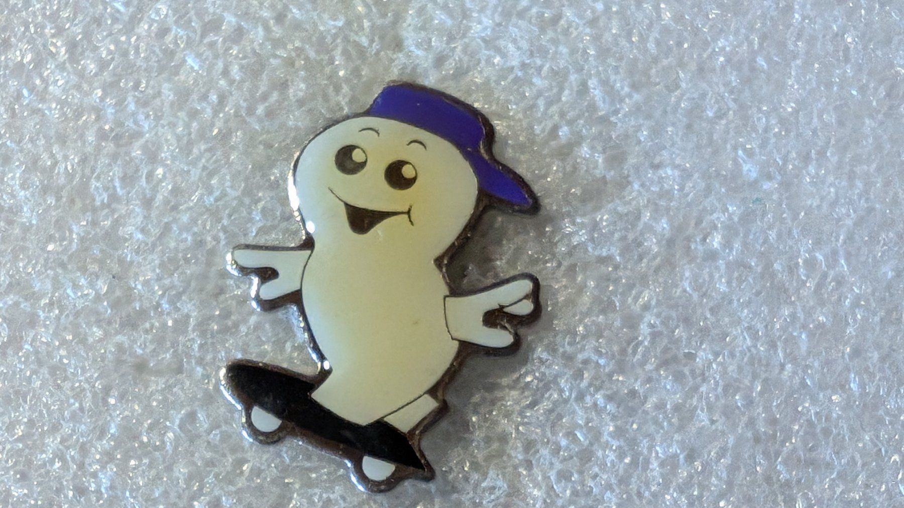 Placchette & Badge: Ansteckpin 228: Maga Bio – Usato da Oppligen venduto da Pin-Fall-Shop