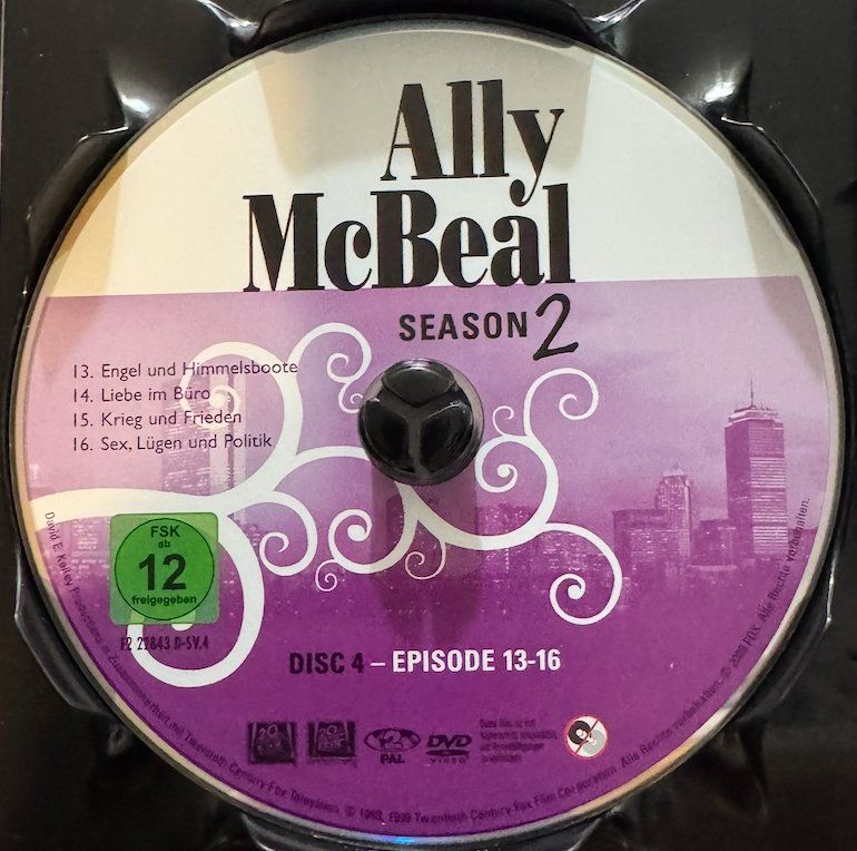 Tutti i DVDs: 6 DVDs  ALLY McBEAL - SEASON 2 – Usato da Wisen venduto da gigisna 5
