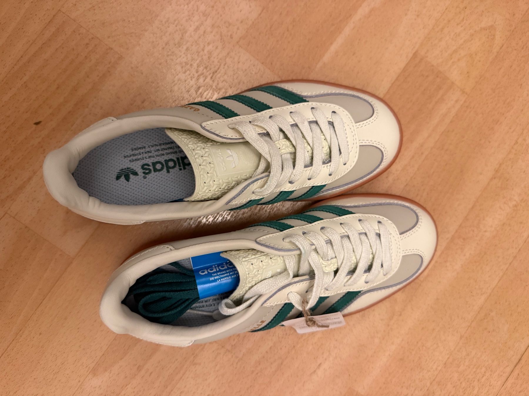 Herrenschuhe: Adidas Gazelle – Neu und originalverpackt aus Steffisburg von lar_q96b