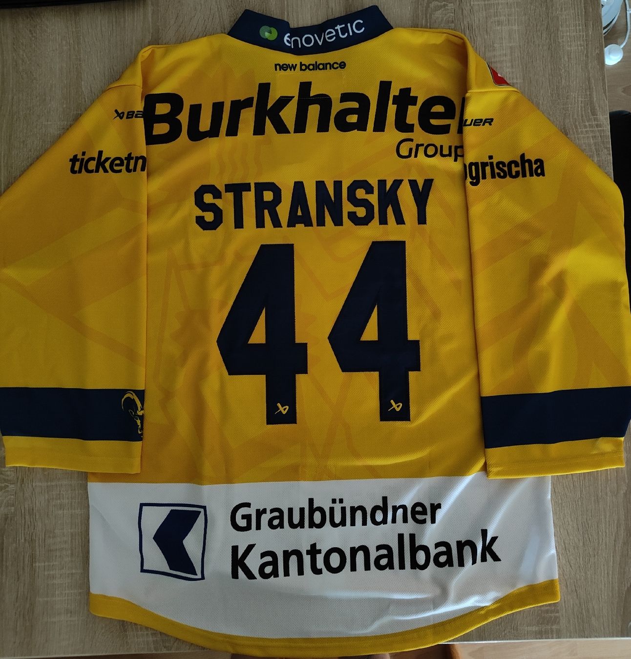 Maillots de corps & Pantalons: M.Stransky Authentic Jersey HC Davos – Neuf (Voir description) à Neftenbach par Hagman1 1