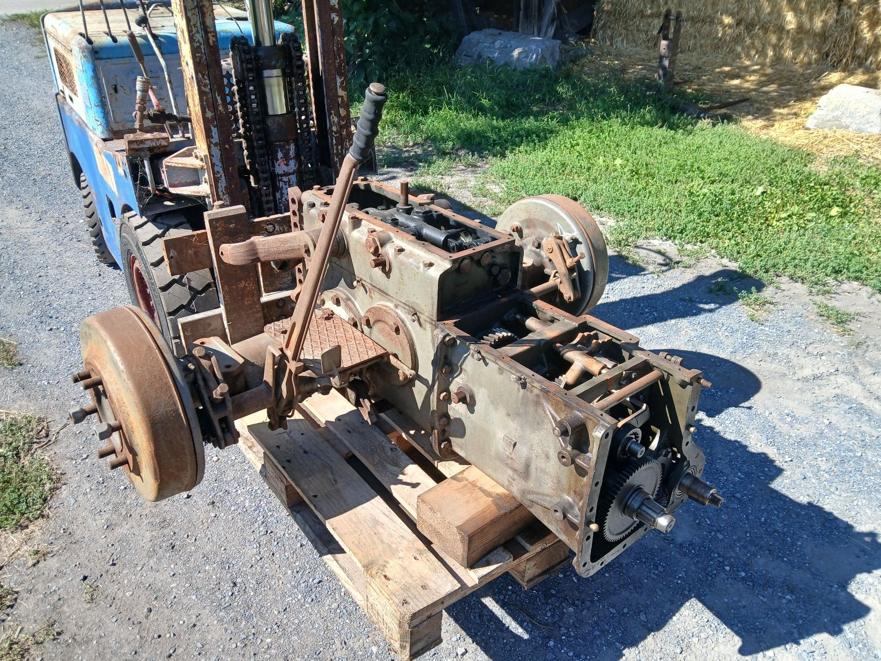 Hürlimann Trattori: Hürlimann Getriebe Ersatzteilspender – Usato da Landquart venduto da Tractospeed01 2