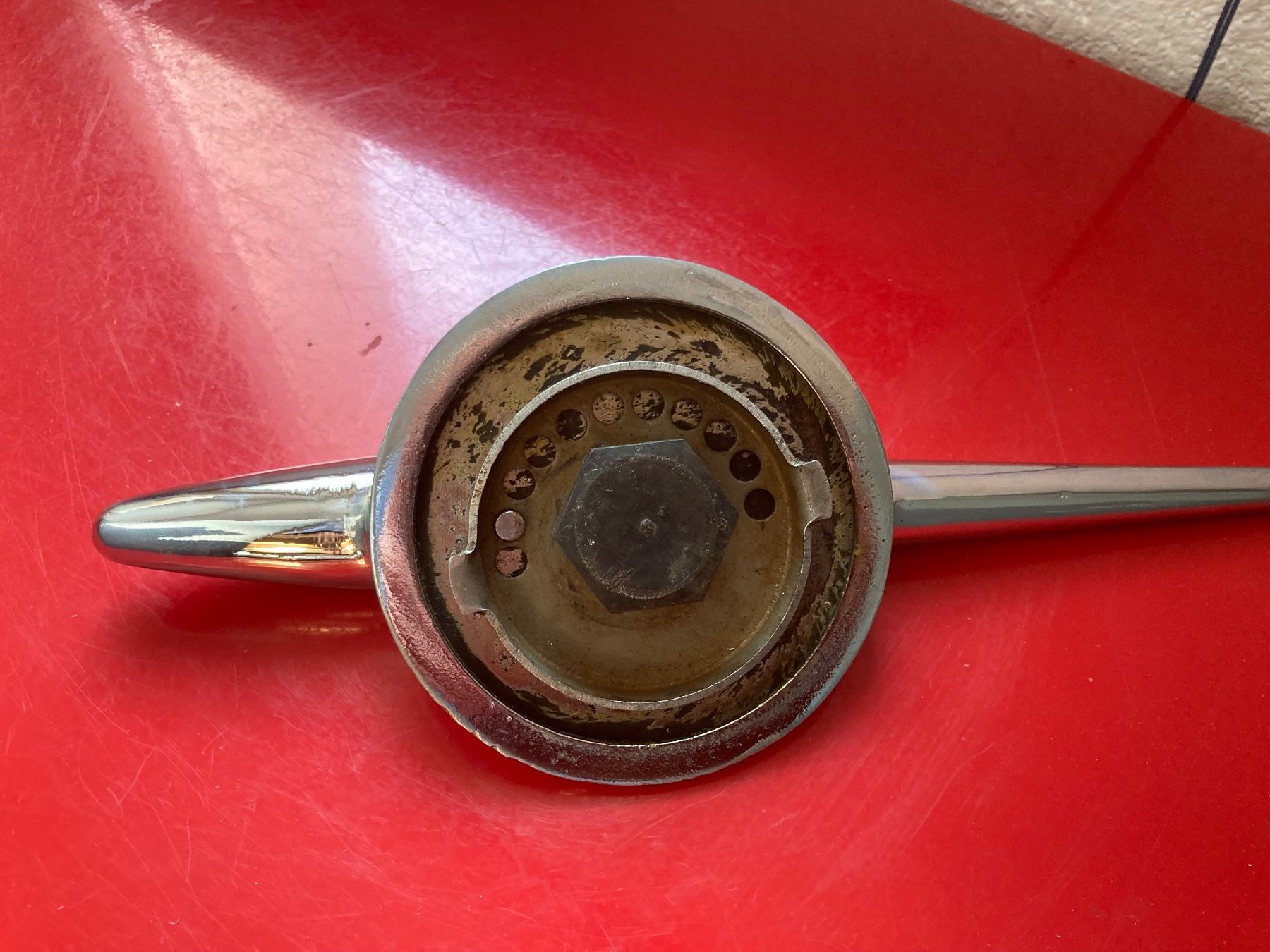 Hürlimann Traktoren: Hürlimann Kühlerdeckel – Gebraucht aus Lommiswil von Hosi88 4