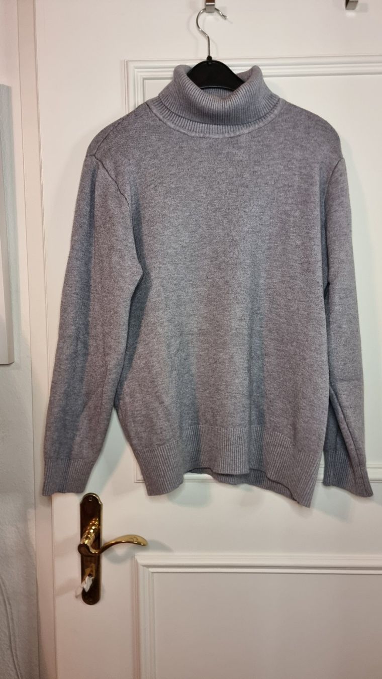 Pullover & Sweatshirts: Kuscheliger Rollkragenpullover, Grau, Gr.38-40 Top Zustand – Gebraucht aus Wald ZH von CapLux 2