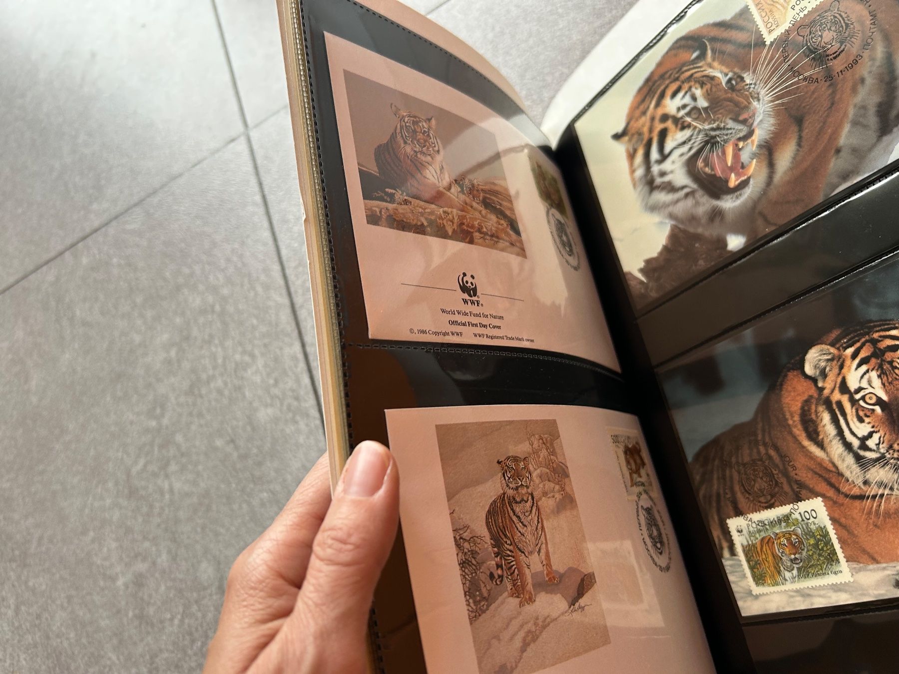 Tutti i francobolli: Dossier de timbres de tigre WWF 1993 – Nuovo (secondo la descrizione) da Arbedo venduto da nadia1973 3