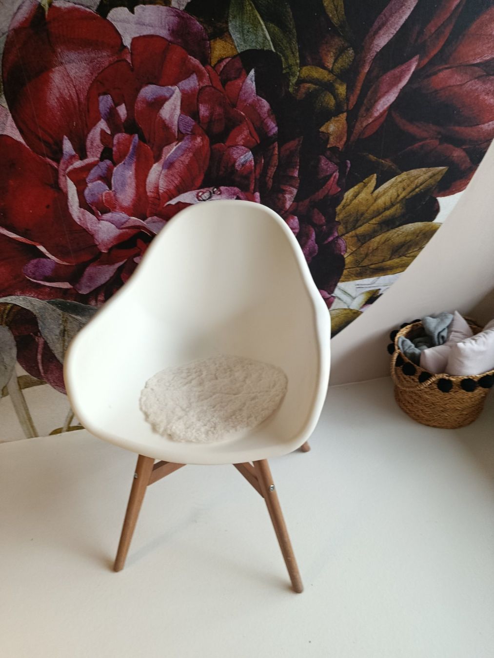 Ikea Stühle: Ikea Korbstuhl weiss 2x – Gebraucht aus Buchs ZH von yas_zx25