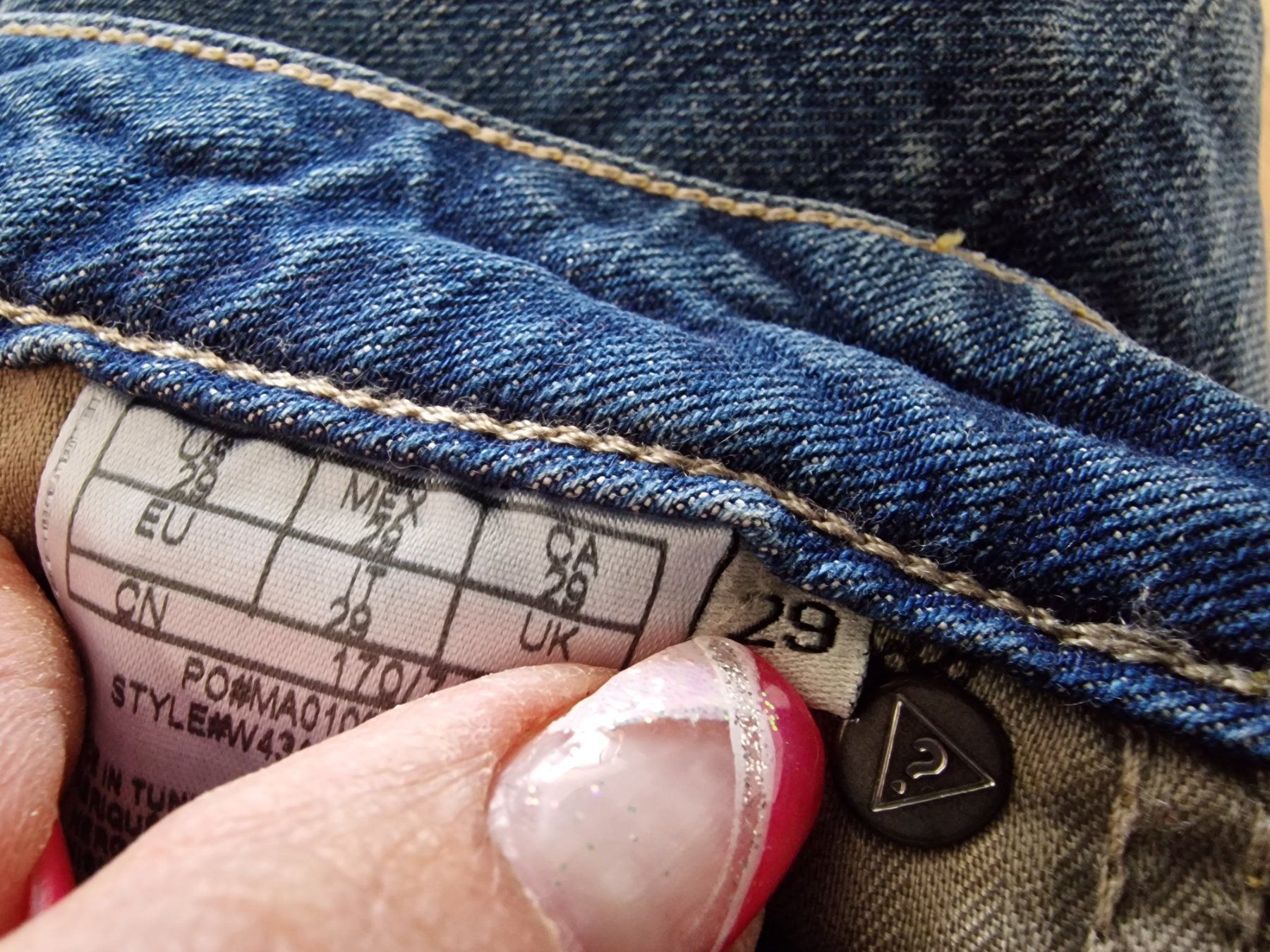 Guess Jeans: Guess Jeans – Usato da Laufenburg venduto da may_r2st 2