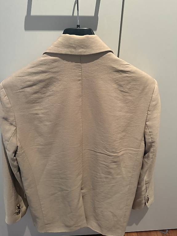Giacche: 1 beiger Mango Blazer zu verkaufen! – Usato da Kriens venduto da lenny78 1